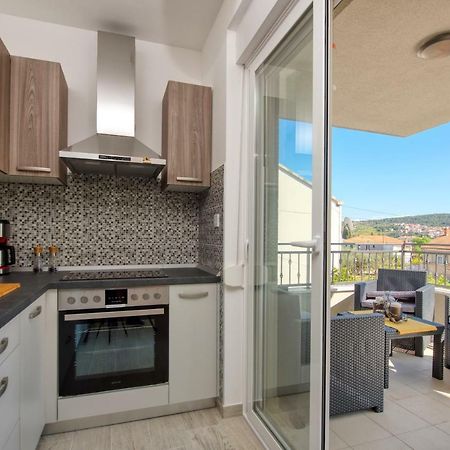 City Apartment Magdalena Trogir Extérieur photo