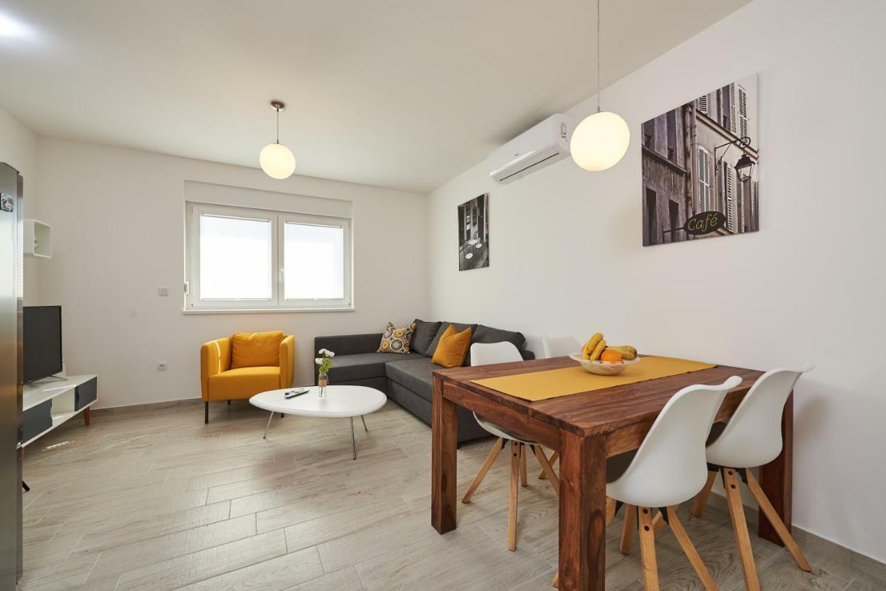 City Apartment Magdalena Trogir Extérieur photo